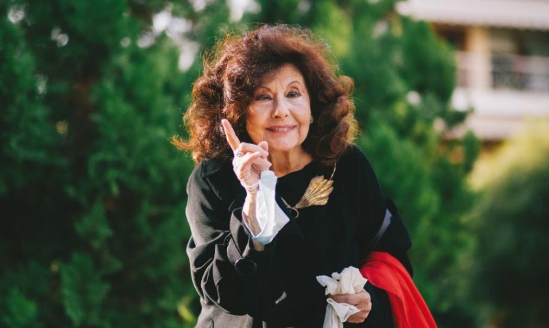 Θυμάστε την Ελένη Ανουσάκη; Δείτε πως είναι σήμερα στα 78 της η δημοφιλής ηθοποιός του ελληνικού θεάτρου και κινηματογράφου - Εικόνα 2